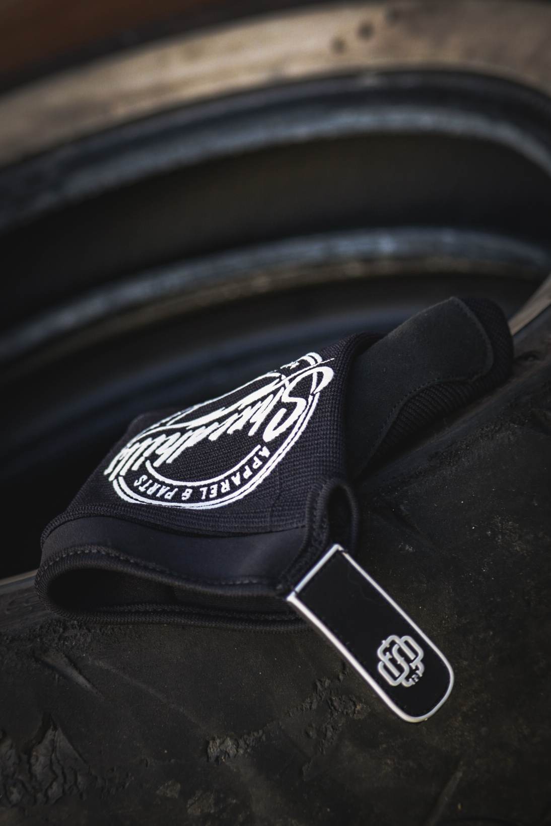 United - Gloves - Shredhills