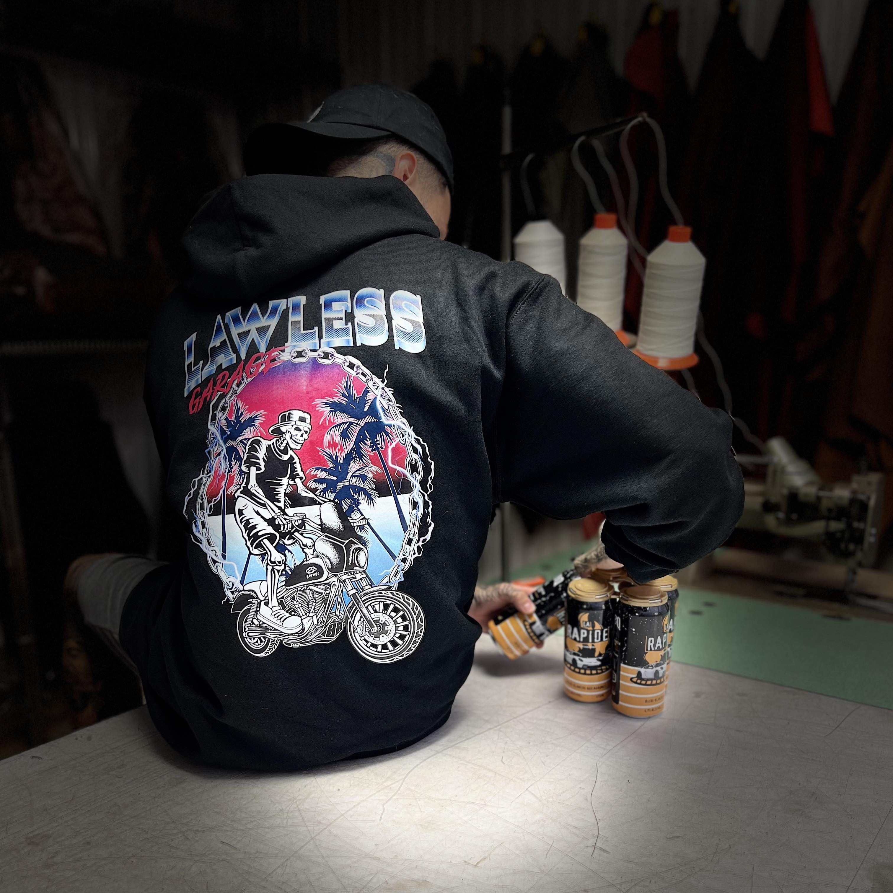 SWEAT À CAPUCHE LAWLESS GARAGE x CHAMPION MIAMI VICE