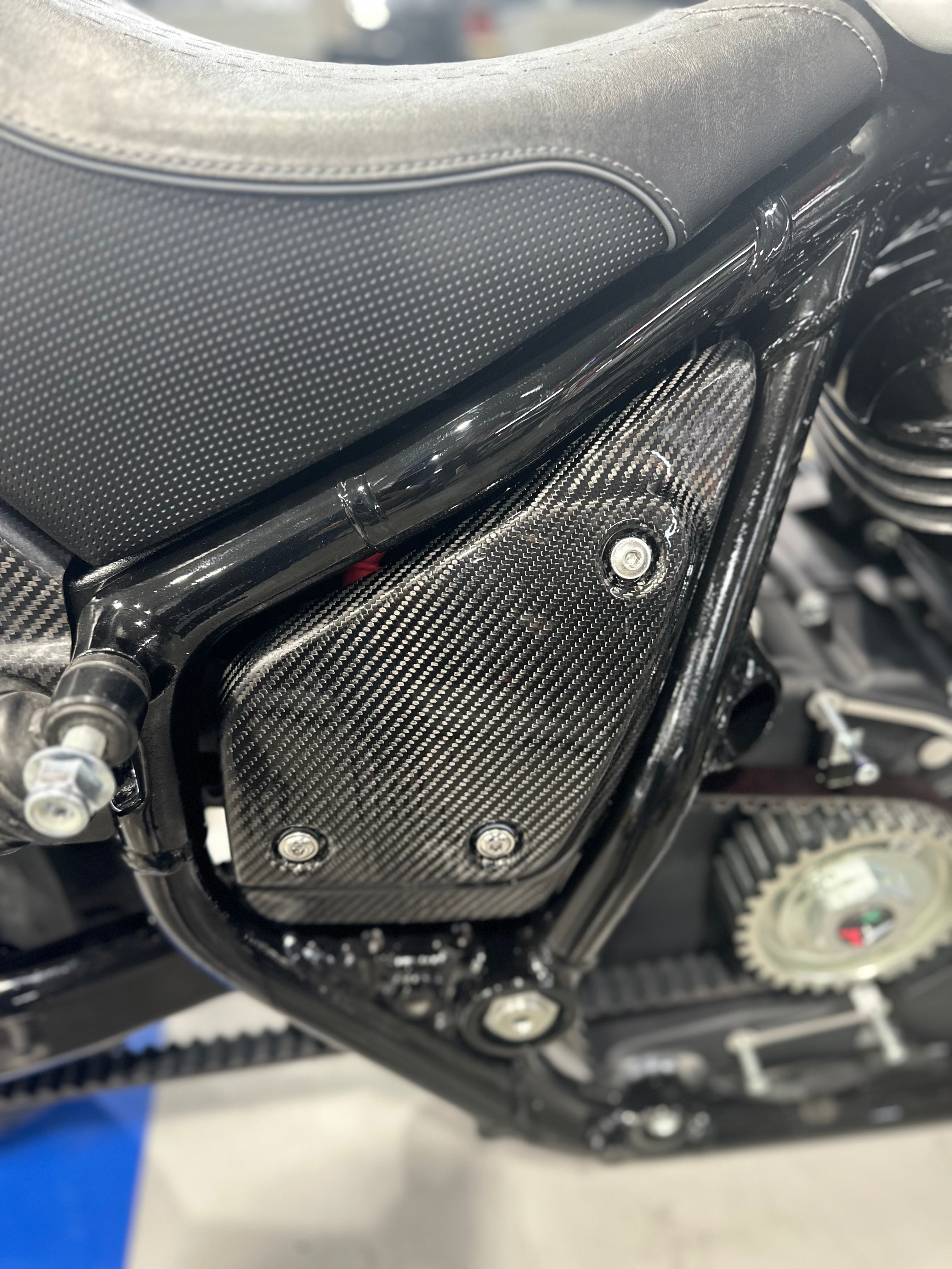 Indian Chief et Sport Chief couvrent les côtés gauche et droit