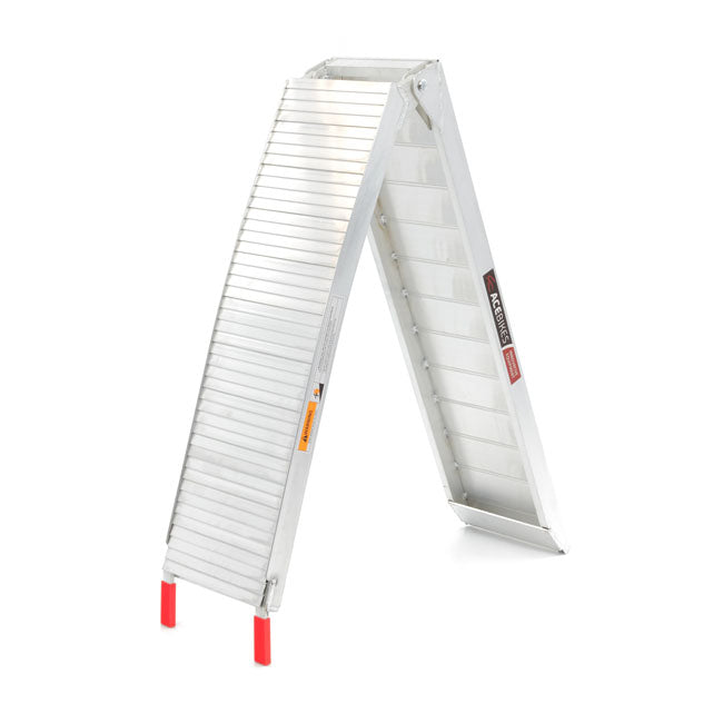 FOLDABLE RAMP