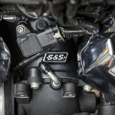 S&S Manifold 55mm CNC Ported Black for M8.