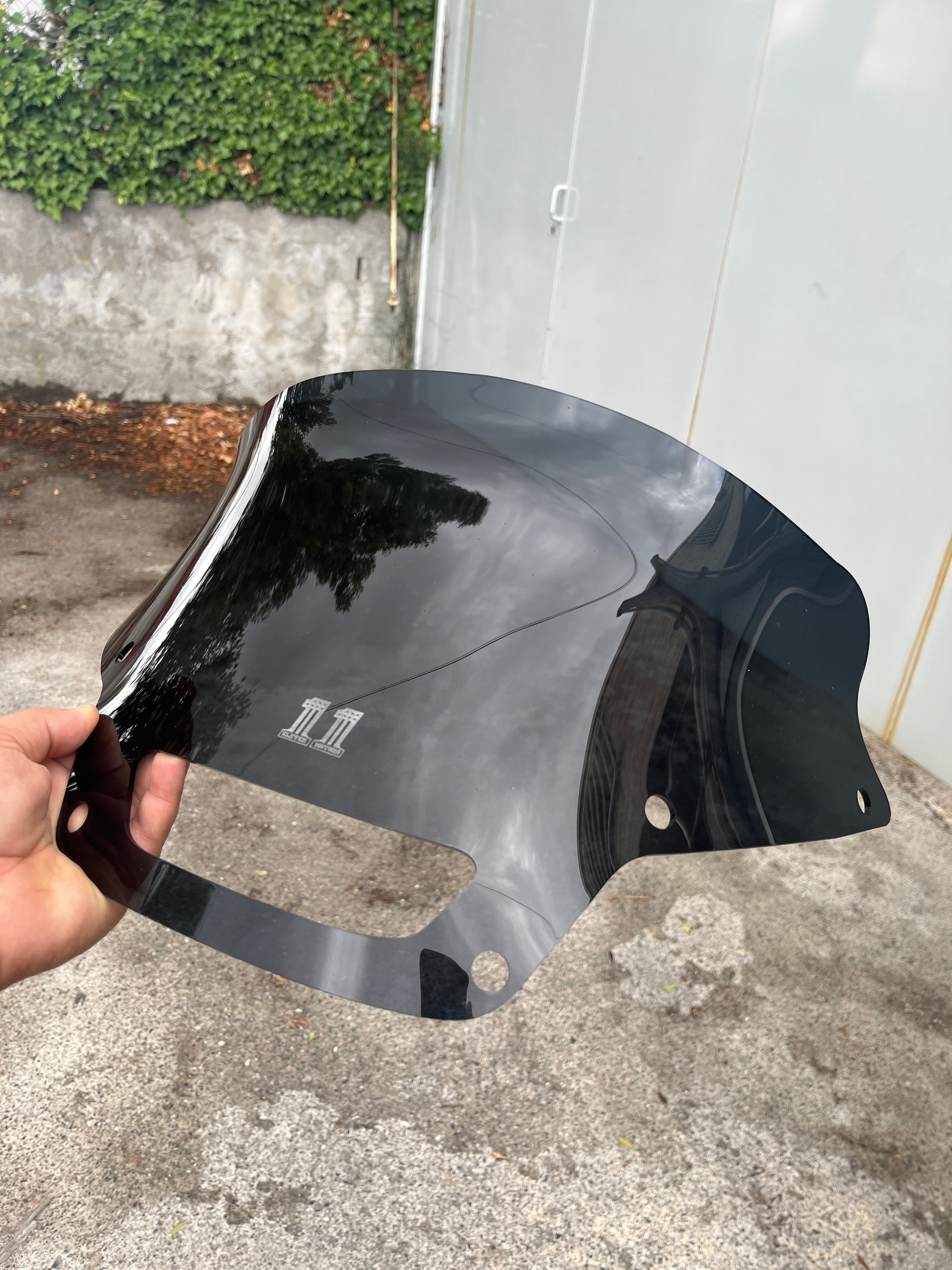 FXLRST colored windshield