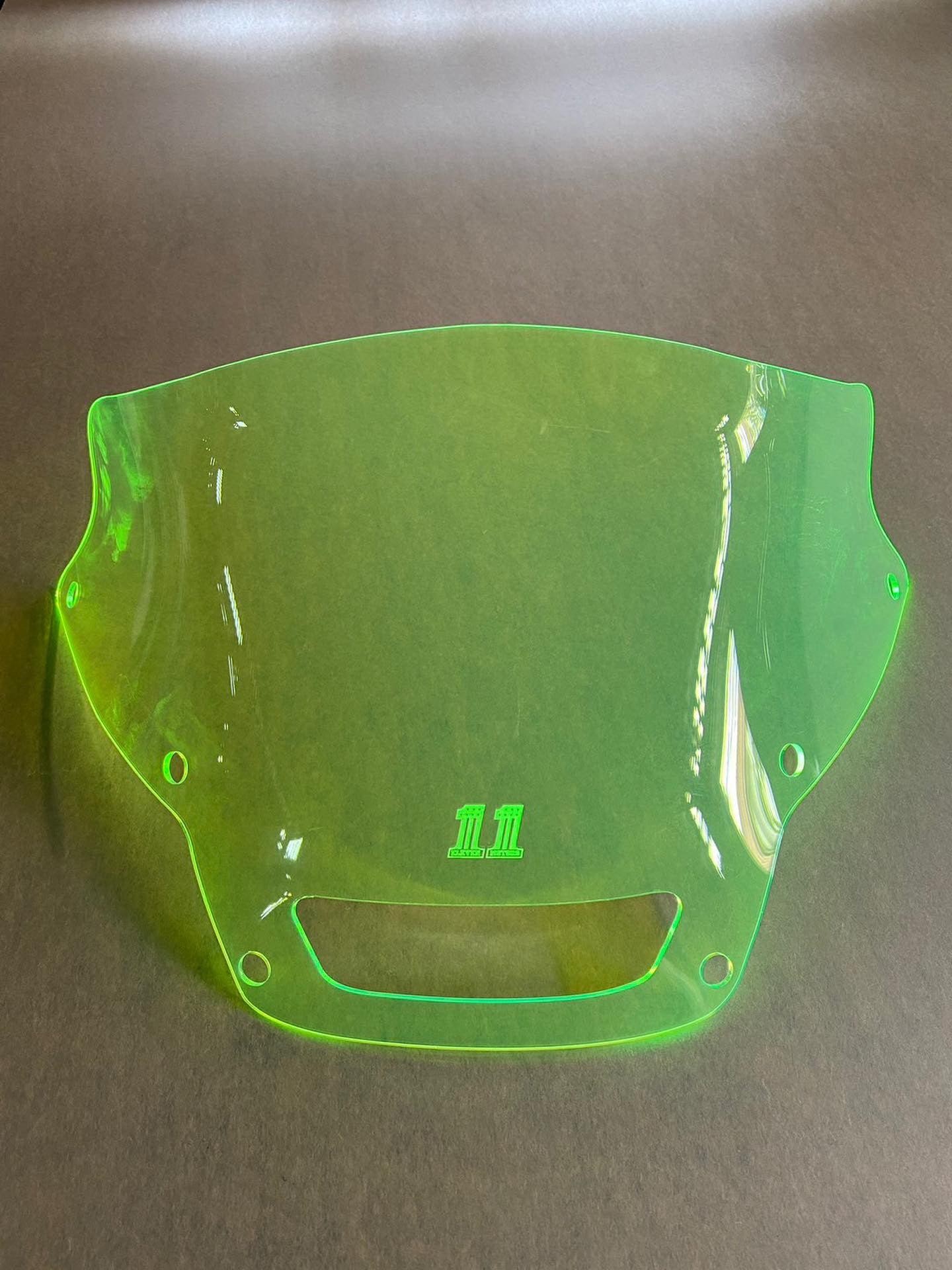 FXLRST colored windshield