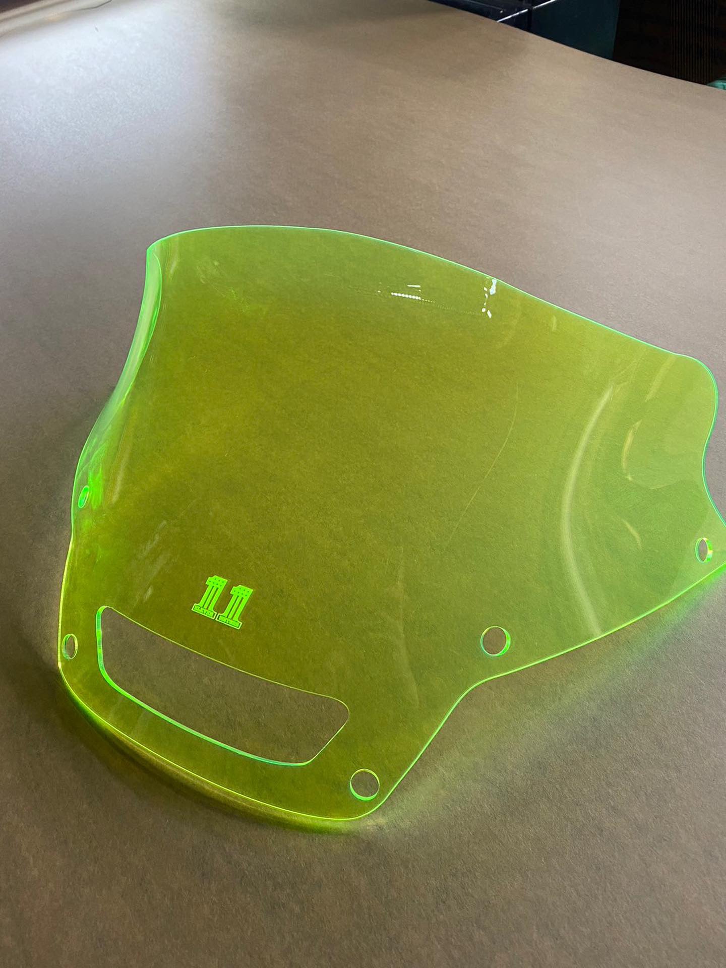 FXLRST colored windshield