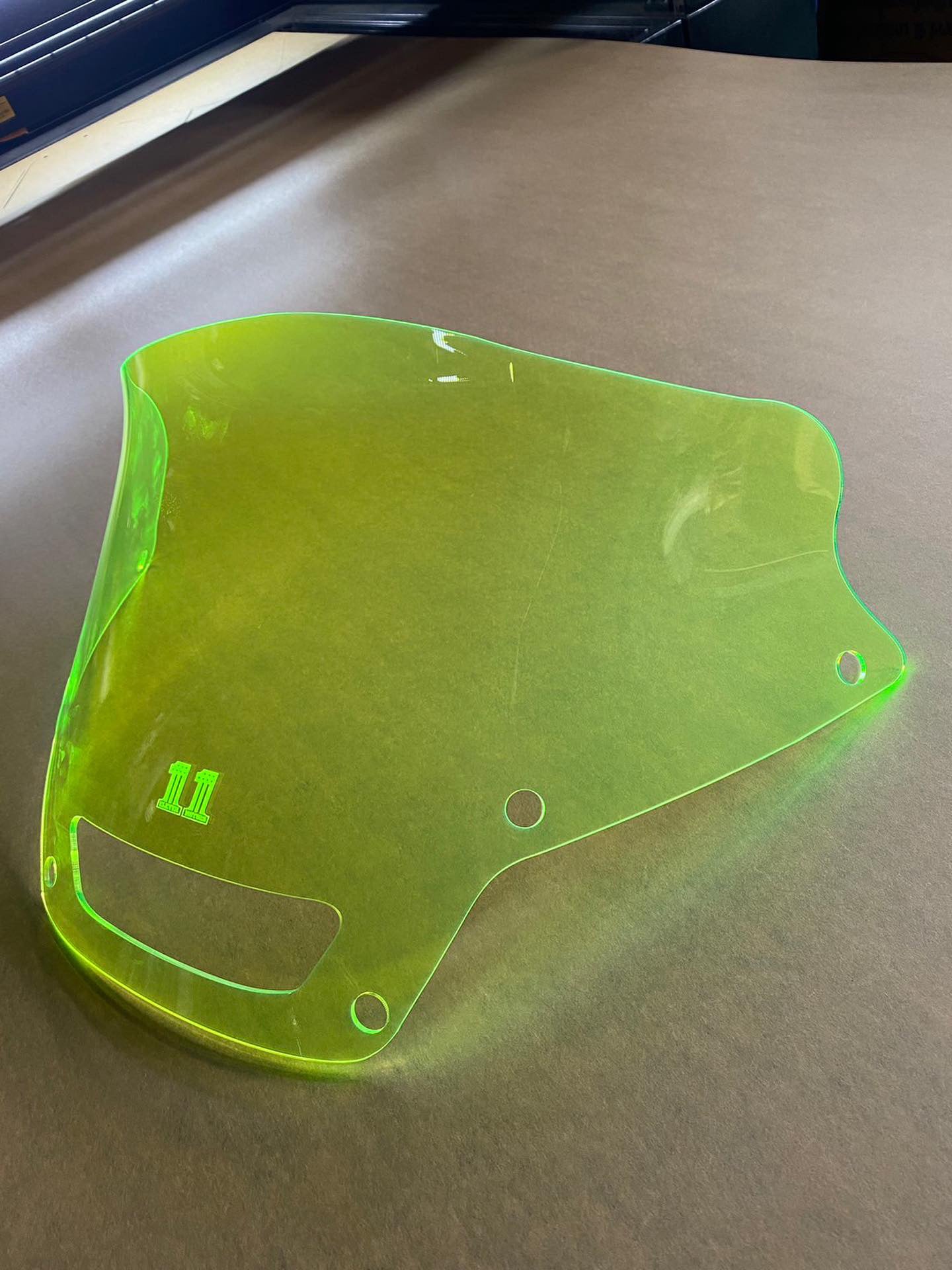 FXLRST colored windshield