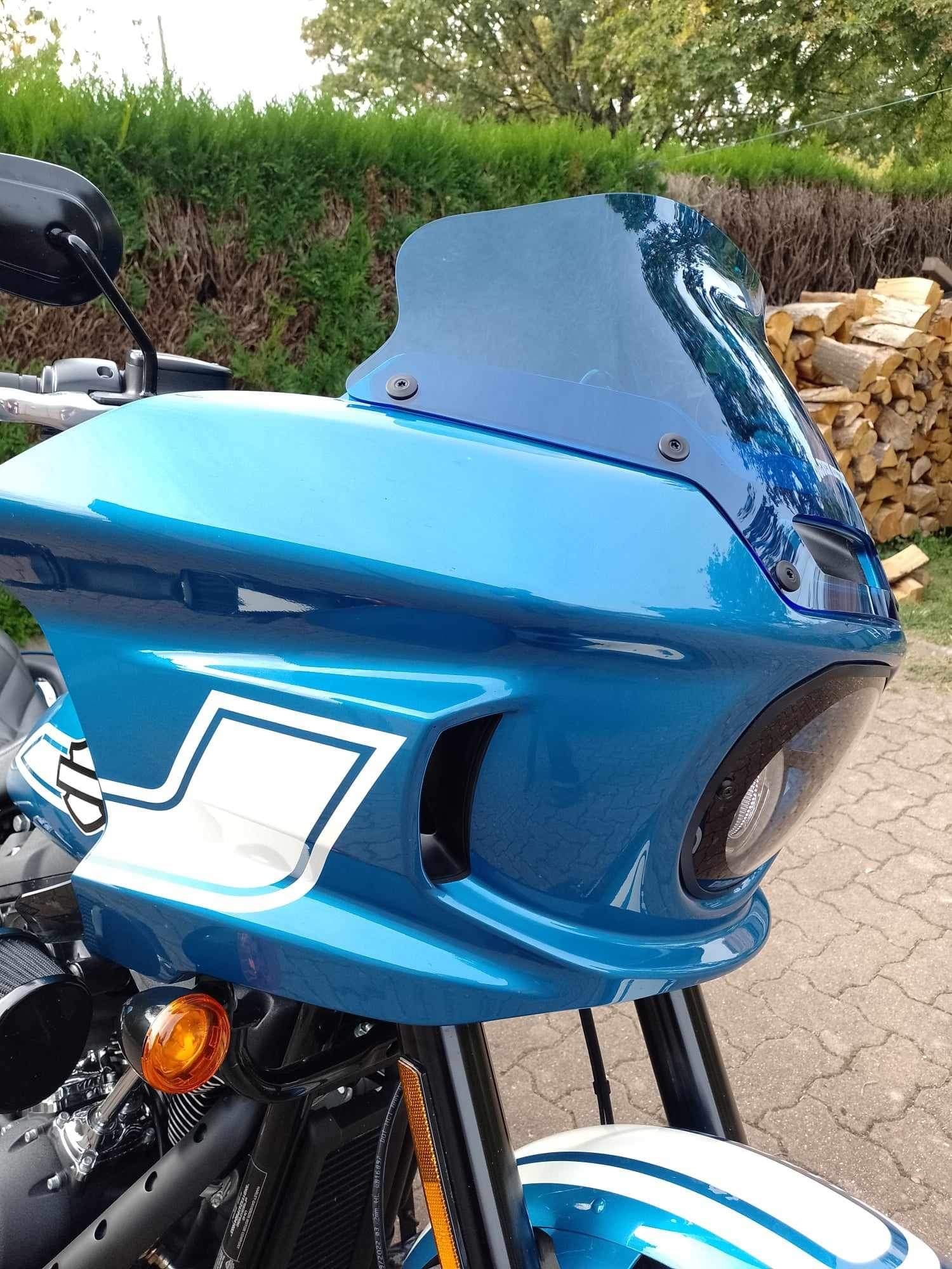 FXLRST colored windshield