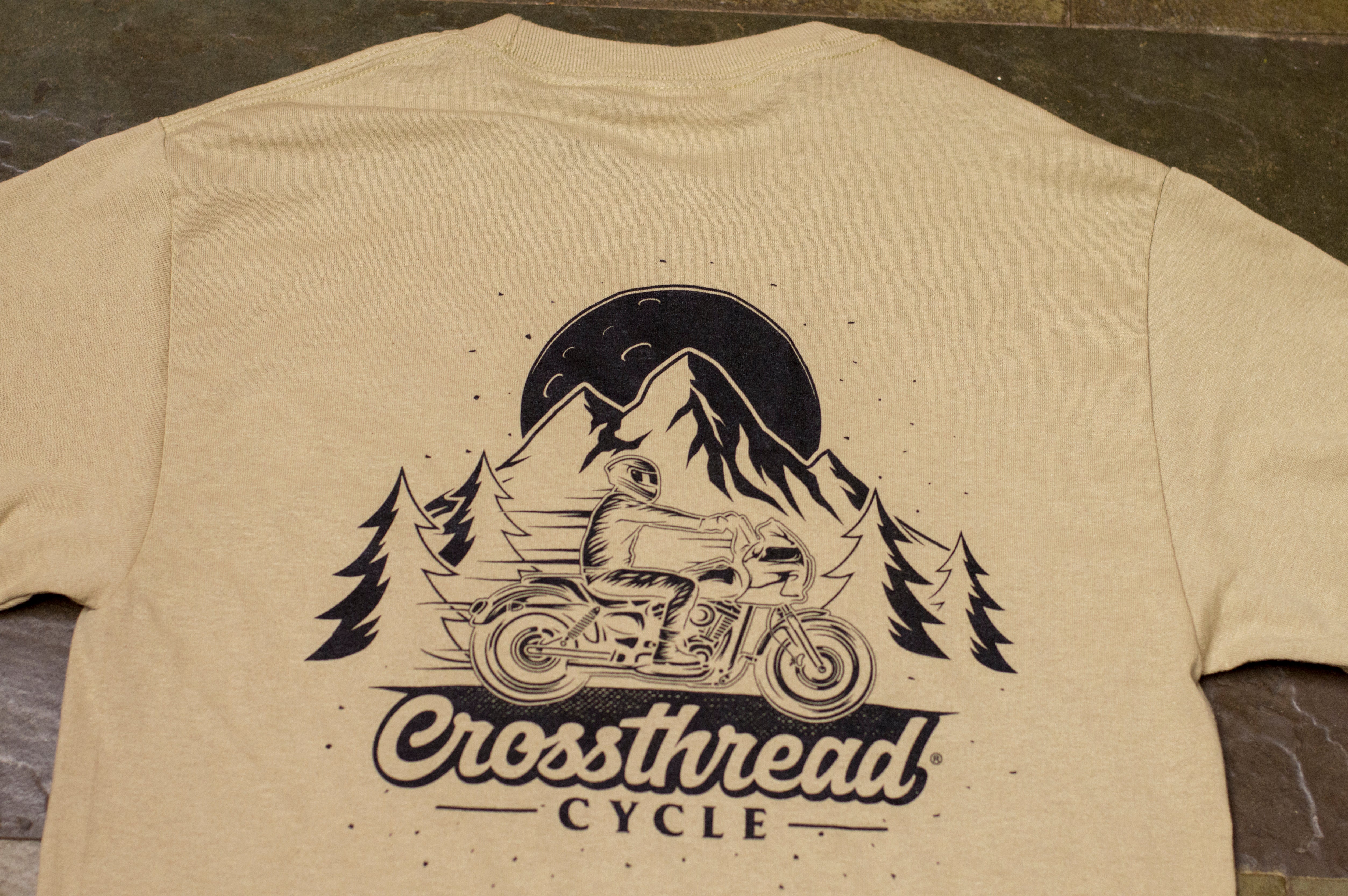 T-shirt aventure Crossthread