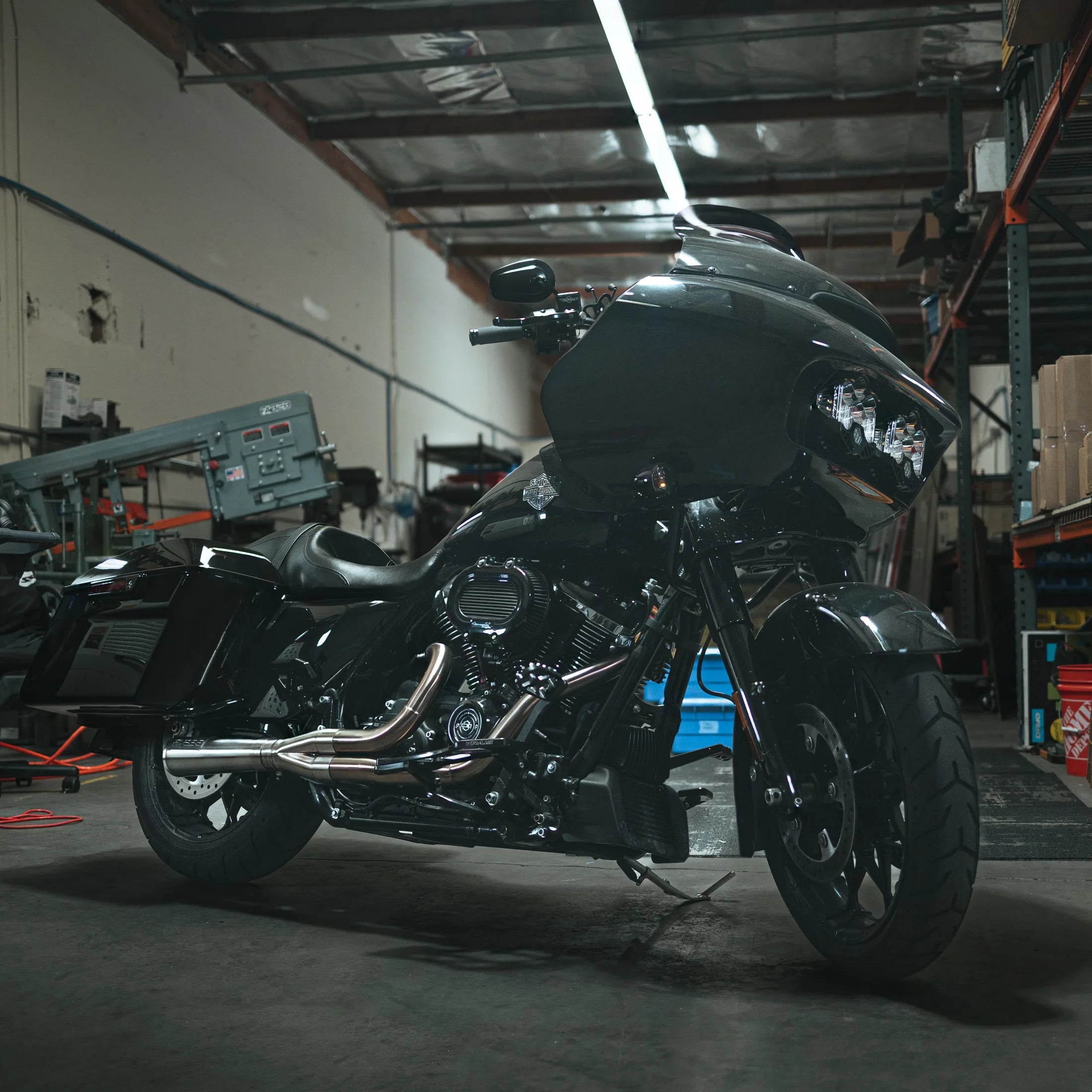 FAB28 M8 Bagger exhaust
