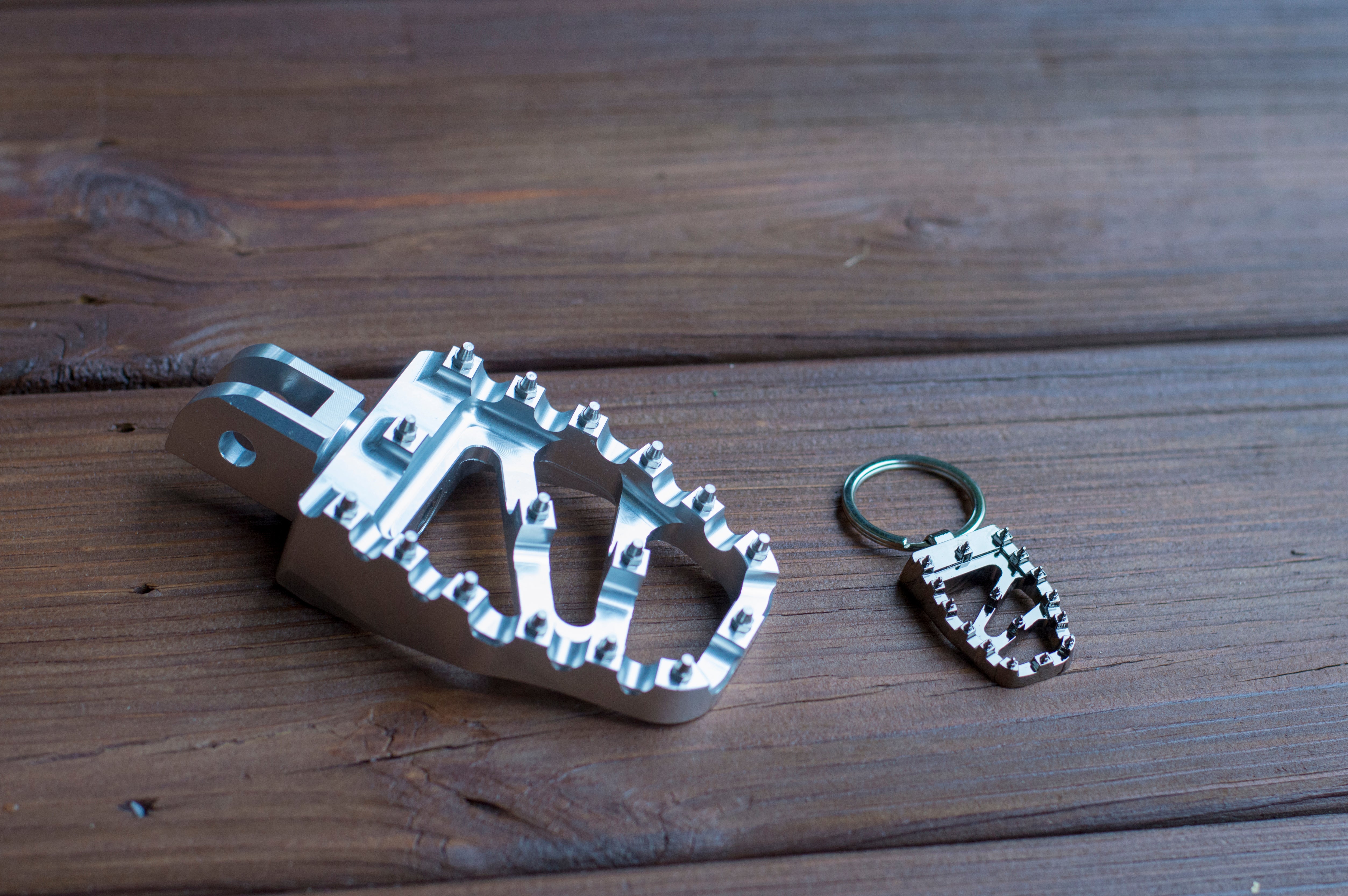 Crossthread Peg Keychain