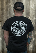 T-shirt Live By The Gun