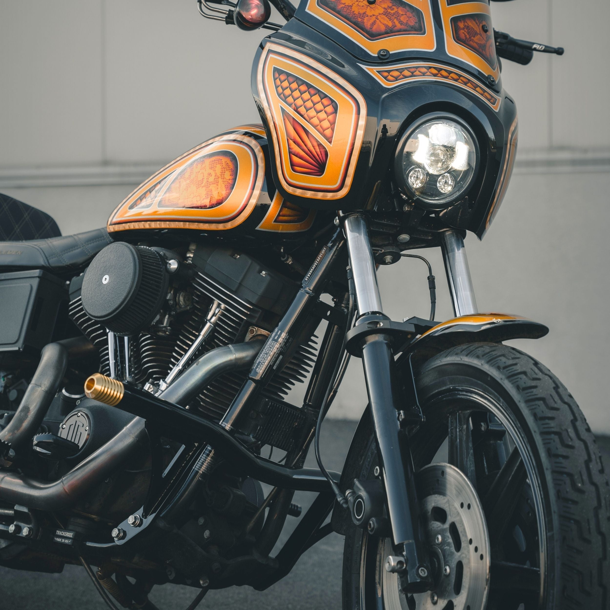 OG Highway Peg Crash Bar for Harley-Davidson Dyna & FXR – ELEVEN