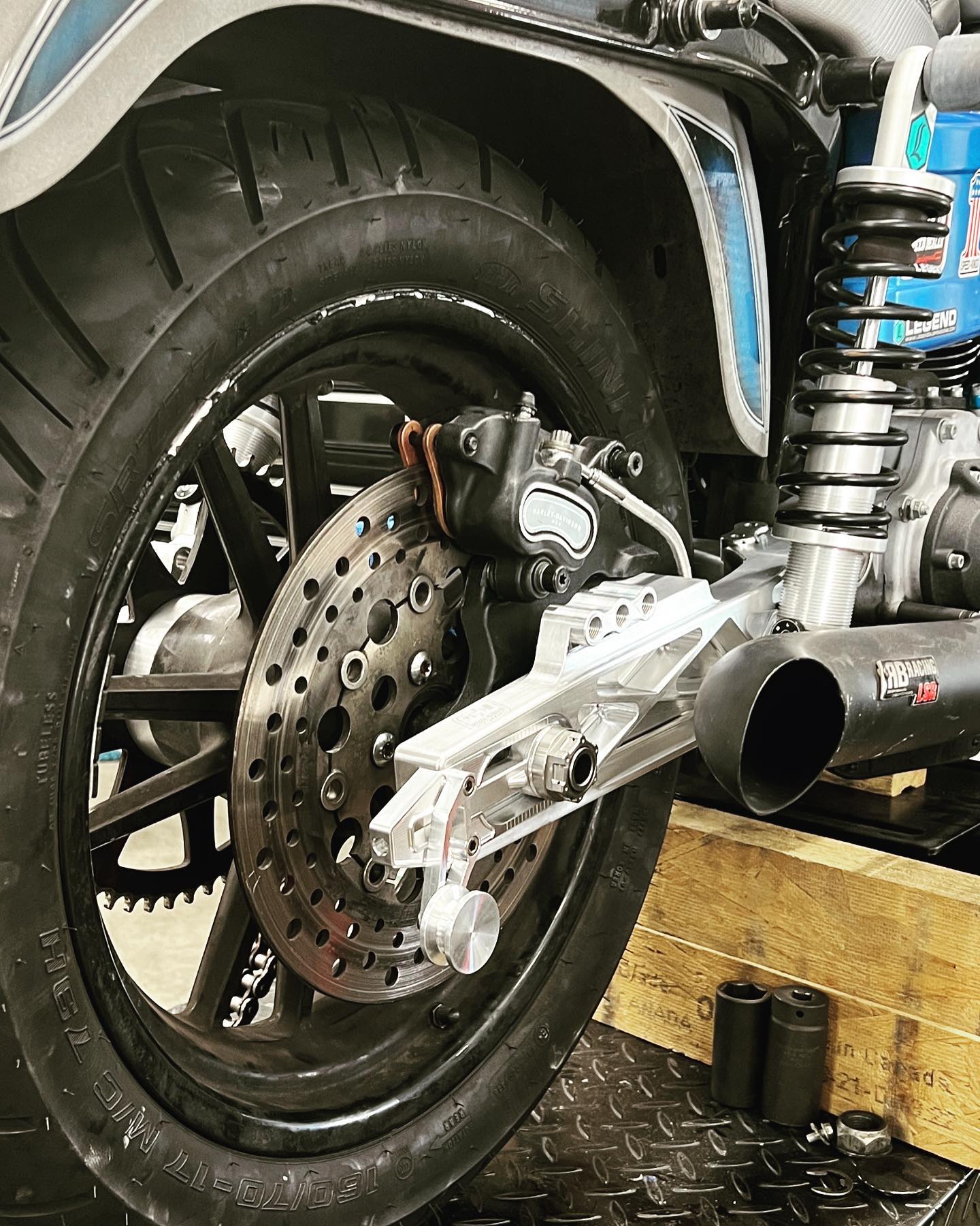 Harley Davidson Dyna 2008 to 2017